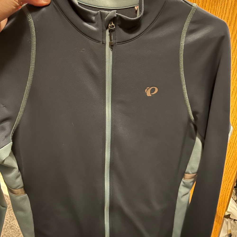 Pearl Izumi Performance Jacket with Modern Fit